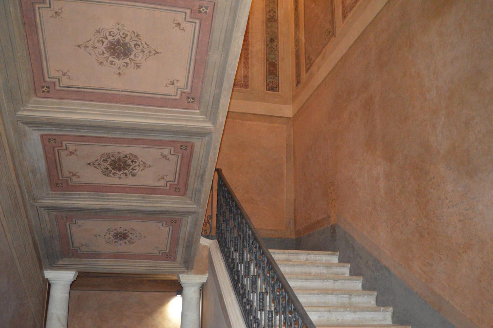 Apartment Palazzo Alferi- Affitti Brevi Italia L'Aquila