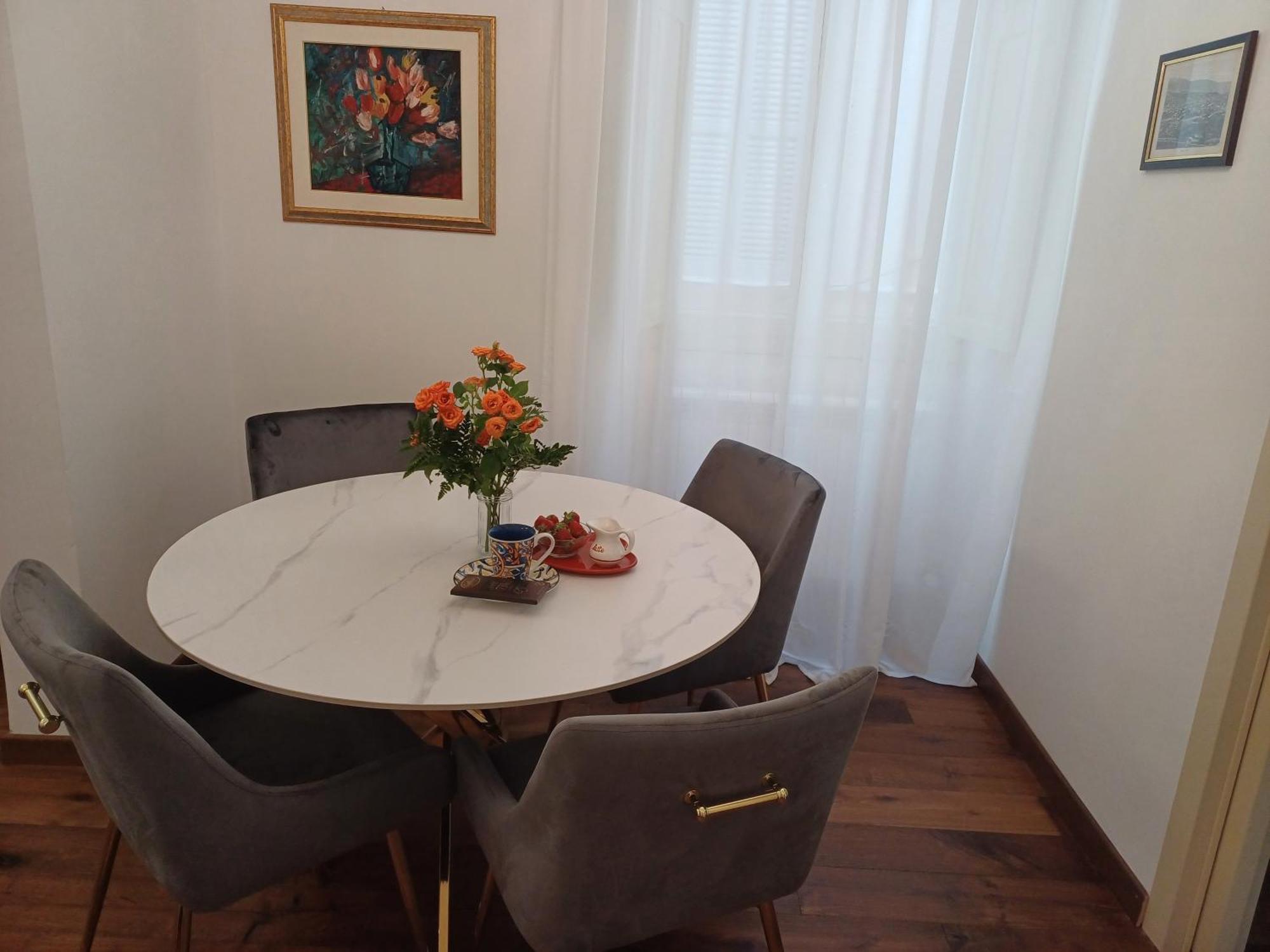 Apartment Palazzo Alferi- Affitti Brevi Italia L'Aquila
